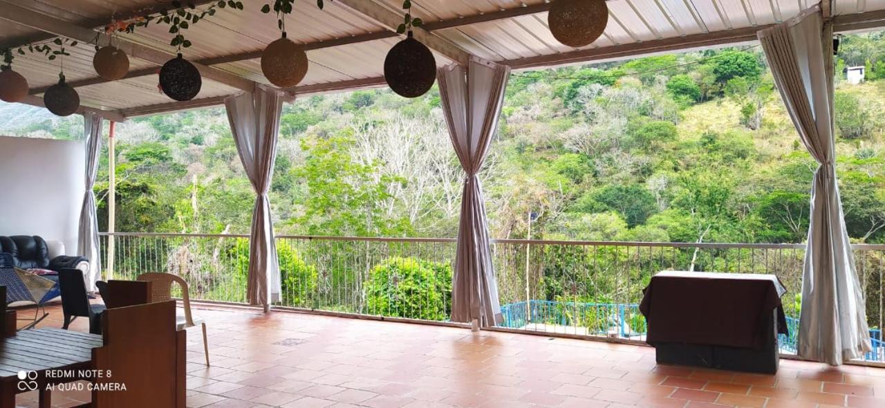 Hotel Campestre San Gil